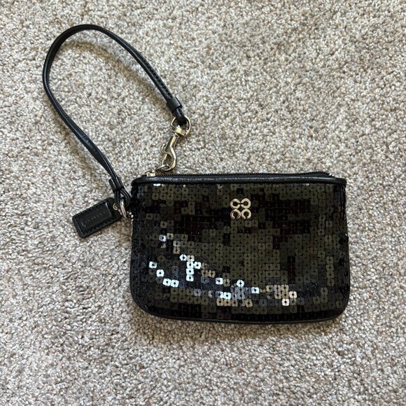 Coach Sequin Wristlet Black Sequins - Picture 1 of 9